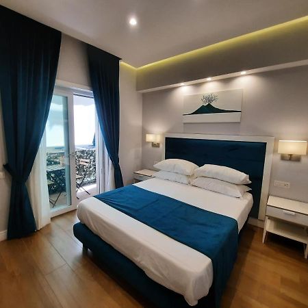 Gea Suite Napoli Esterno foto